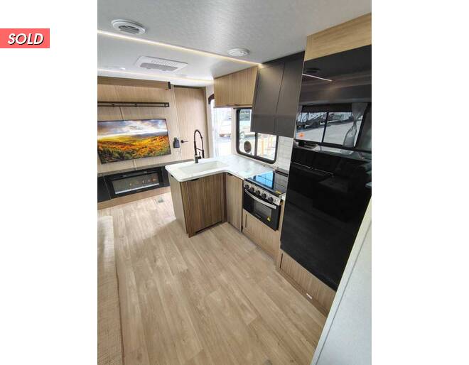2026 Salem 31KQBTS Travel Trailer at Homestead RV Center STOCK# 2742 Photo 14