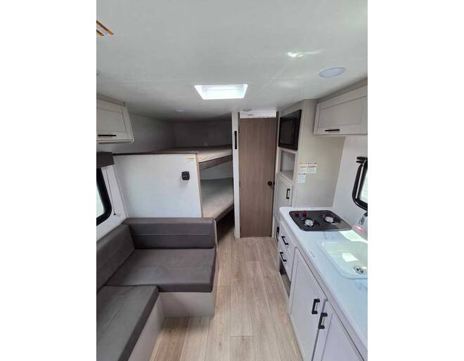 2027 Jay Flight 172DB SPORT EDITION Travel Trailer at Homestead RV Center STOCK# 2797 Photo 3