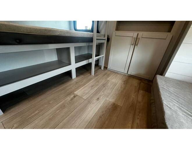 2027 Jay Flight 321BDS Travel Trailer at Homestead RV Center STOCK# 2791 Photo 25