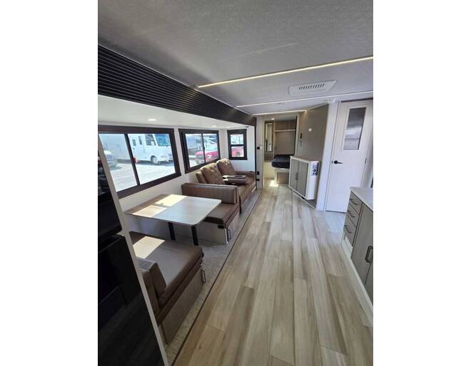 2027 Salem Hemisphere Hyper-Lyte 255RBHL Travel Trailer at Homestead RV Center STOCK# 2800 Photo 3