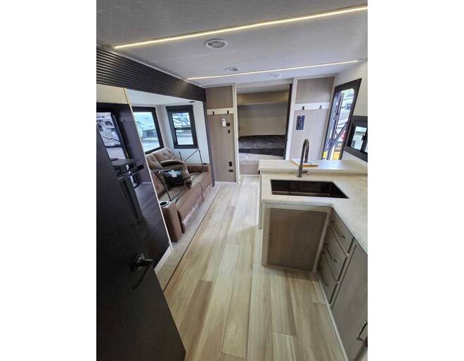 2027 Salem Hemisphere Hyper-Lyte 245BHHL Travel Trailer at Homestead RV Center STOCK# 2801 Photo 3