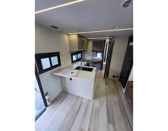 2027 Salem Hemisphere Hyper-Lyte 245BHHL Travel Trailer at Homestead RV Center STOCK# 2801 Photo 9