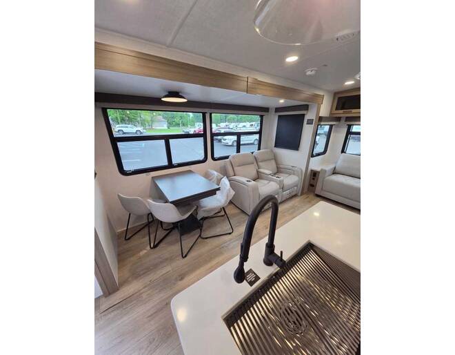 2027 Rockwood Ultra Lite 2916RL Travel Trailer at Homestead RV Center STOCK# 2803 Photo 13