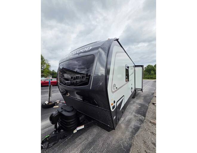 2027 Rockwood Ultra Lite 2916RL Travel Trailer at Homestead RV Center STOCK# 2803 Photo 14