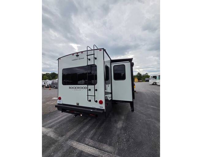 2027 Rockwood Ultra Lite 2916RL Travel Trailer at Homestead RV Center STOCK# 2803 Exterior Photo