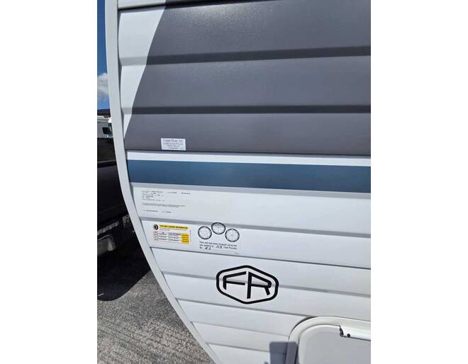 2027 Salem 27RLHD Travel Trailer at Homestead RV Center STOCK# 2806 Photo 14