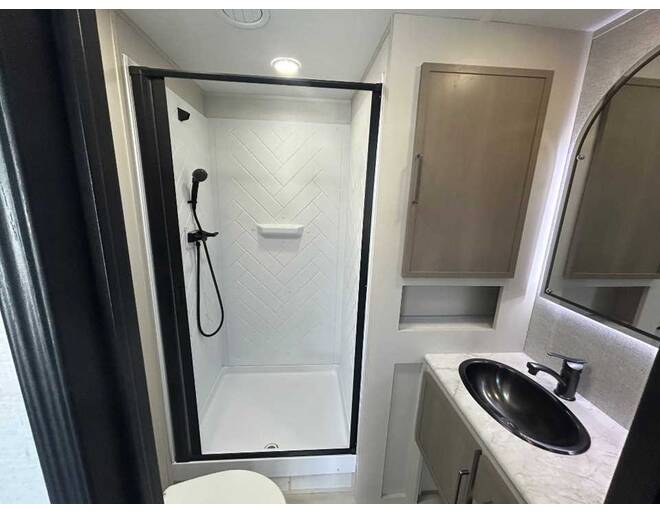 2027 Salem Hemisphere 310BHI Travel Trailer at Homestead RV Center STOCK# 2809 Photo 16
