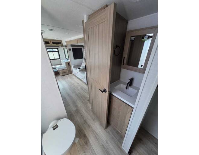 2027 Rockwood Ultra Lite 2618RD Travel Trailer at Homestead RV Center STOCK# 2811 Photo 5