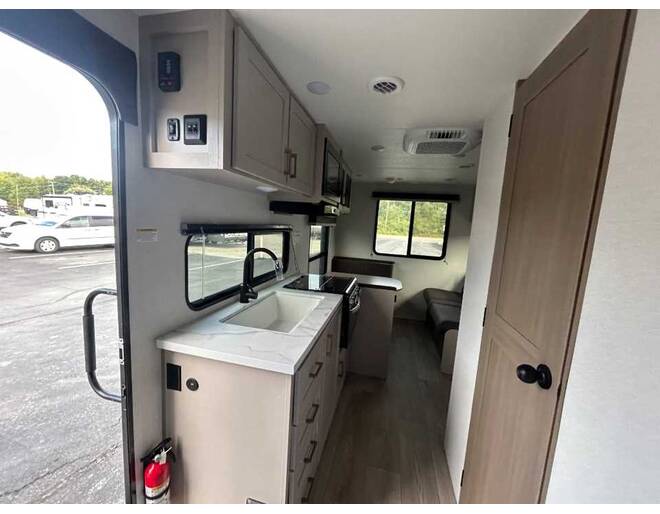 2027 Jay Flight 210QB Travel Trailer at Homestead RV Center STOCK# 2817 Photo 2