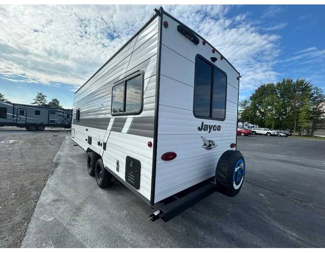 2027 Jay Flight 210QB Travel Trailer at Homestead RV Center STOCK# 2817 Photo 11