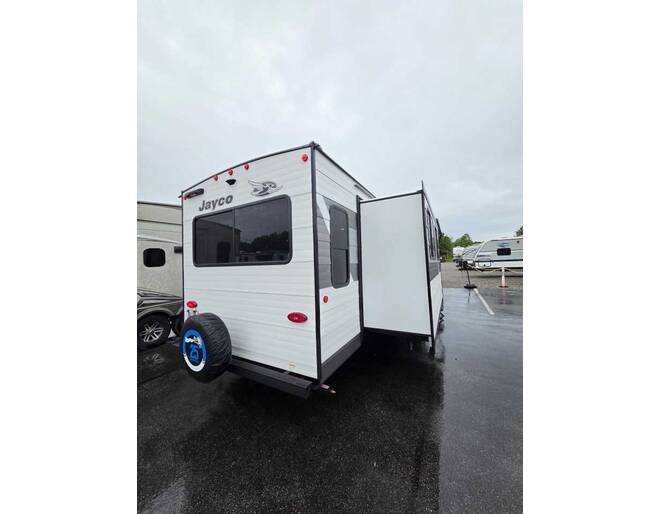 2027 Jay Flight 334RTS Travel Trailer at Homestead RV Center STOCK# 2819 Photo 13