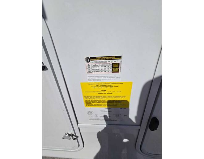 2027 Jayco Eagle SLE 24MLE Fifth Wheel at Homestead RV Center STOCK# 2821 Photo 10
