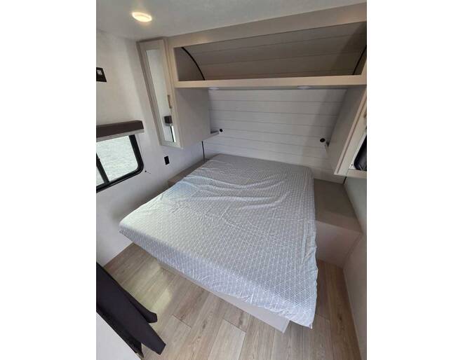 2027 Jay Flight 210QB Travel Trailer at Homestead RV Center STOCK# 2823 Photo 8