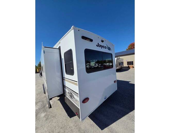 2027 Jayco Eagle SLE 30RLT Fifth Wheel at Homestead RV Center STOCK# 2825 Photo 11