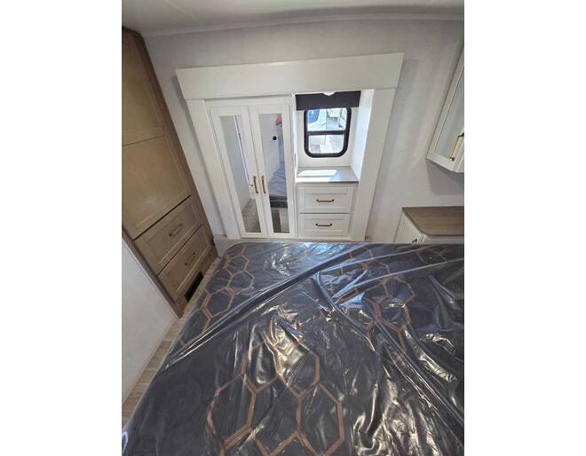 2027 Jayco Eagle SLE 30RLT Fifth Wheel at Homestead RV Center STOCK# 2825 Photo 5
