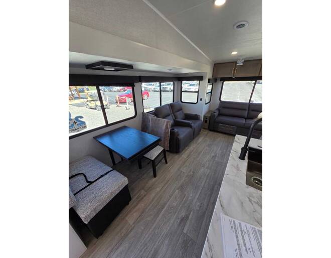 2027 Jayco Eagle SLE 30RLT Fifth Wheel at Homestead RV Center STOCK# 2825 Photo 9