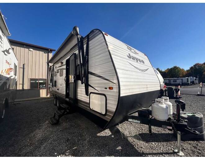 2016 Jayco Jay Flight SLX 267BHSW Travel Trailer at Homestead RV Center STOCK# 2826 Photo 11