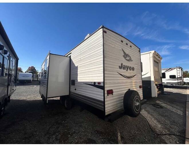 2016 Jayco Jay Flight SLX 267BHSW Travel Trailer at Homestead RV Center STOCK# 2826 Photo 2
