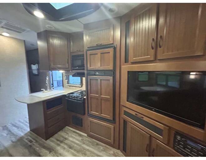 2014 Jayco Eagle HT 29.5BHDS Fifth Wheel at Homestead RV Center STOCK# 2827 Photo 3