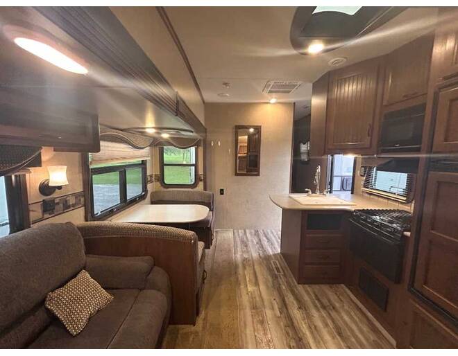 2014 Jayco Eagle HT 29.5BHDS Fifth Wheel at Homestead RV Center STOCK# 2827 Photo 5